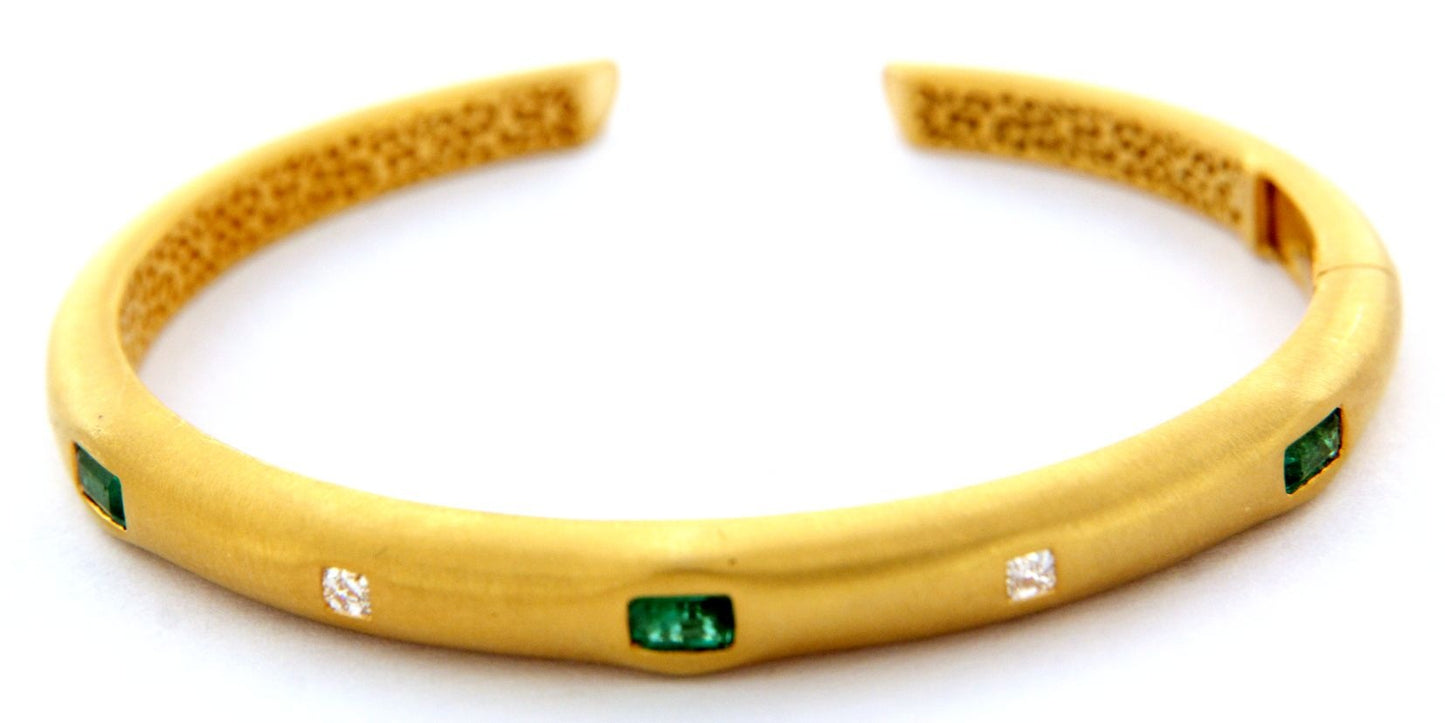 BRACELET - IN1100